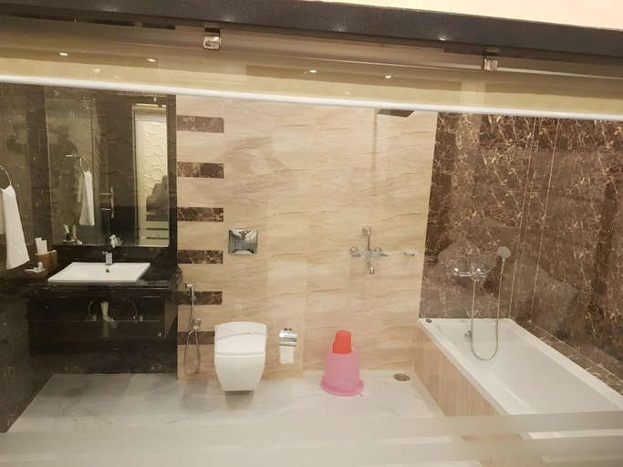 Bathroom 4, Grand Beach Resort, Purba Medinipur