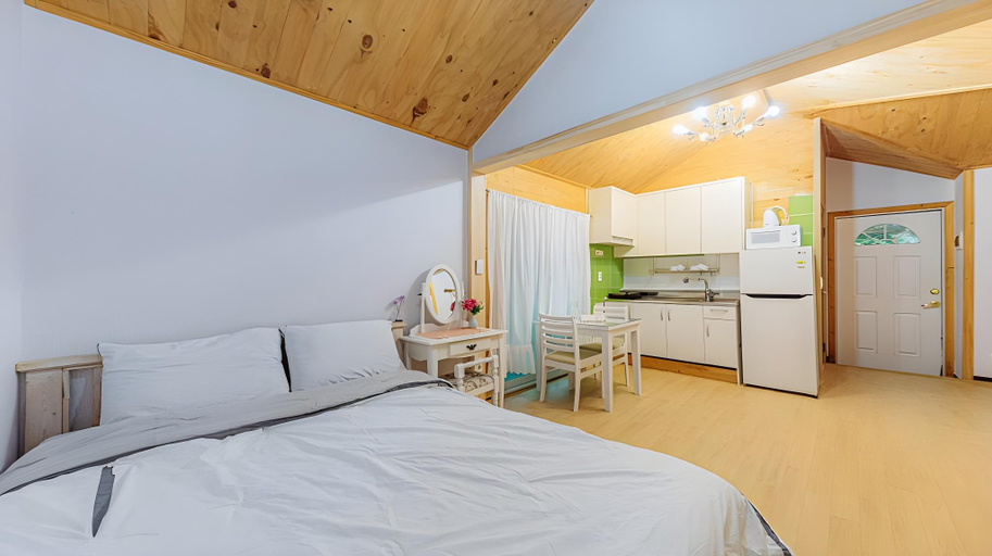 Bedroom 2, Hurb Green, Gapyeong