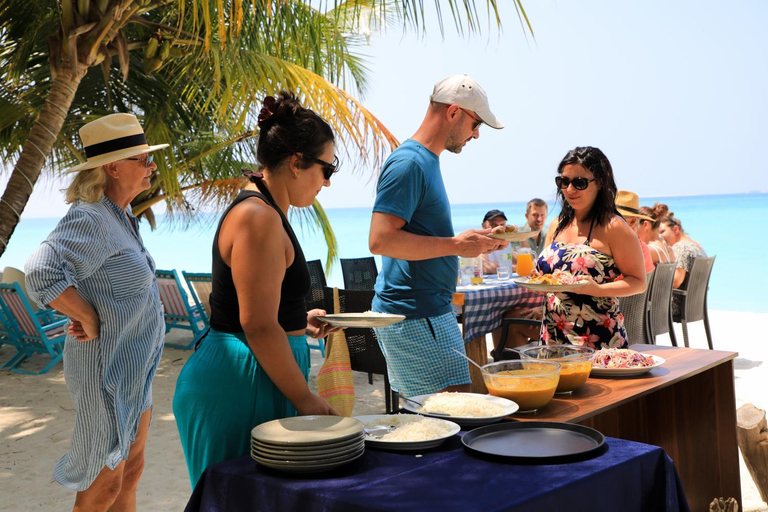Food & Drinks 5, Blue Coral Vashafaru, Haa Alifu Atoll