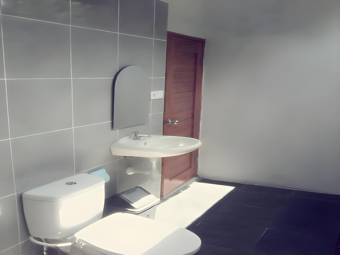 Bathroom 2, Swara Homestay 2, Klungkung