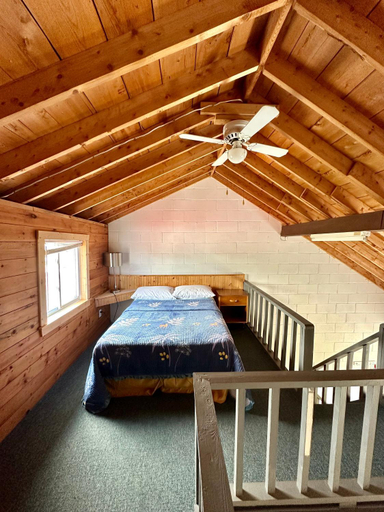 Bedroom 4, The Waterfront Motel, Westmorland