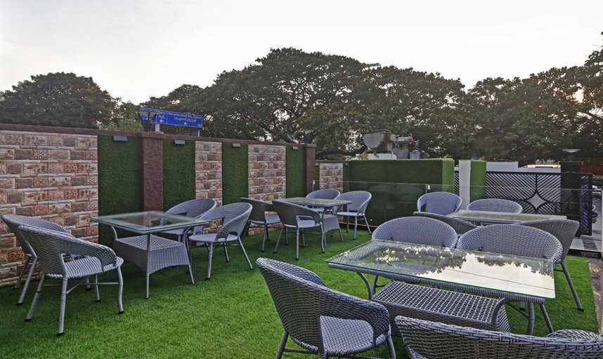 Food & Drinks 5, Treebo Premium Seven Lake View, Hyderabad