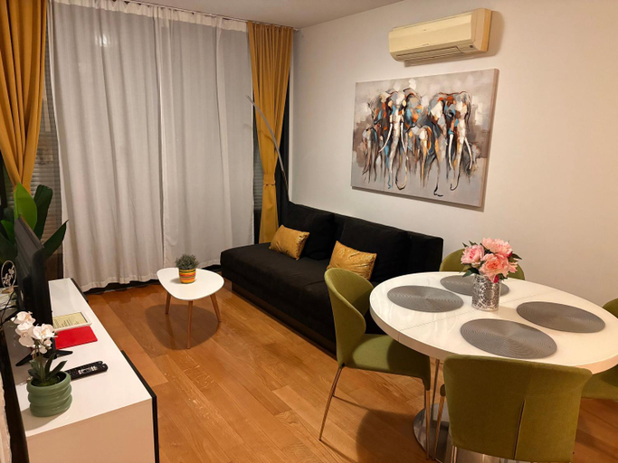 Others 5, West side gallery apartment, Zagreb