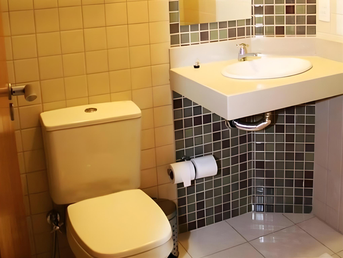Bathroom 5, Rede Andrade Center Premium, Rondonópolis