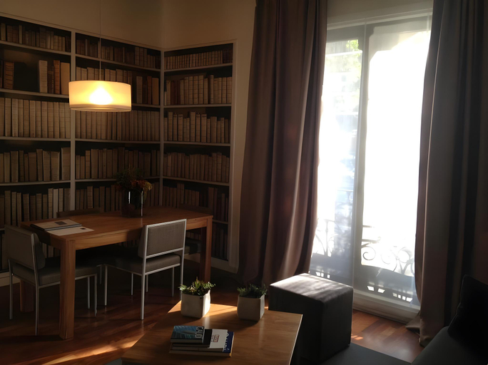 Others 5, Sixtyfour Apartments, Barcelona