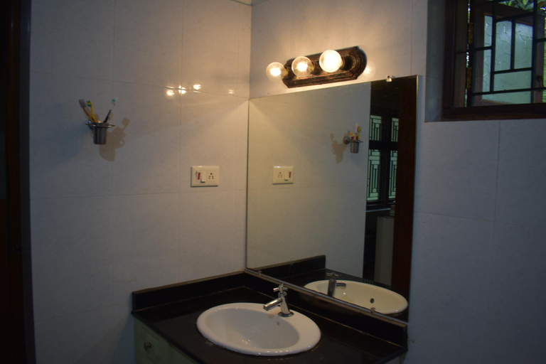 Bathroom 3, Bee's Villa Kannur, Kannur