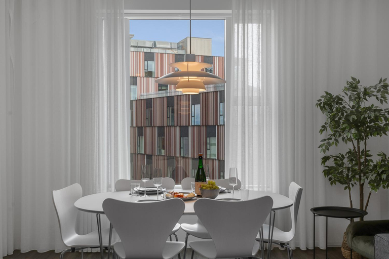 Others 4, Bright & Stylish One Bedroom Apartment- SIF , Reykjavík