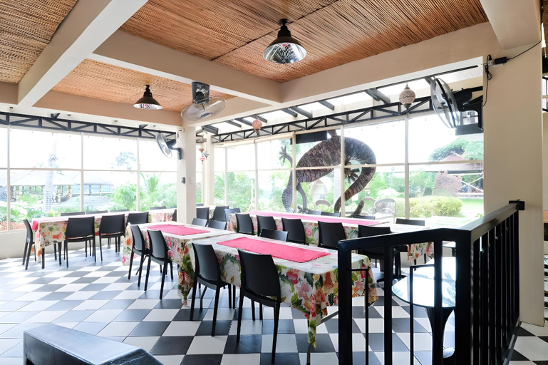 Food & Drinks, The Duyan House at Sinagtala Resort, Orani