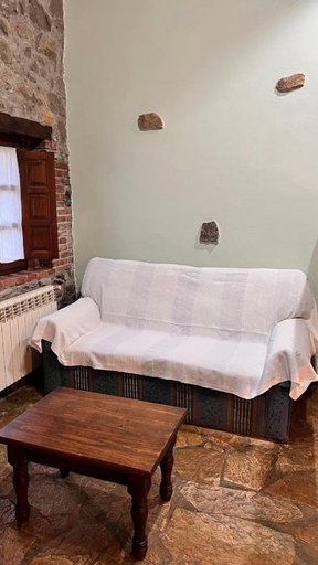 Bedroom 2, Los Acebos de Peña Cabarga, Cantabria