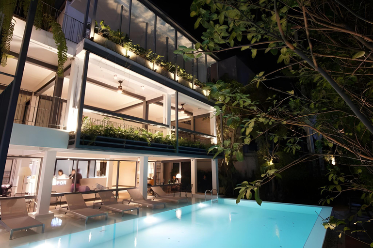 Public Area 3, POR Santitham, Muang Chiang Mai