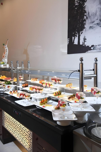 Food & Drinks 5, Tolip Gardens Hotel, Nasr City 1