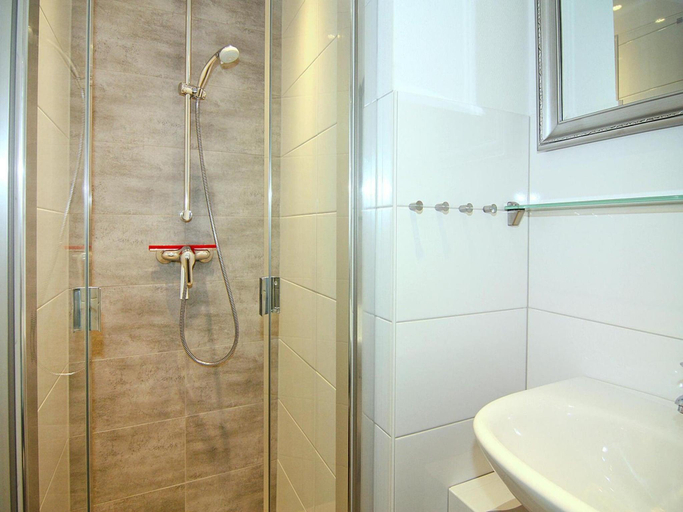 Bathroom 3, Ferienwohnung, St. Peter-Ording, Nordfriesland