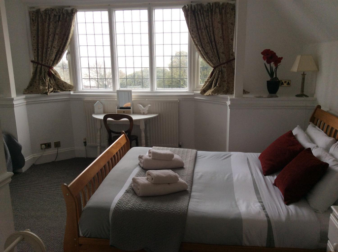 Bedroom 5, The Gables, Cambridgeshire