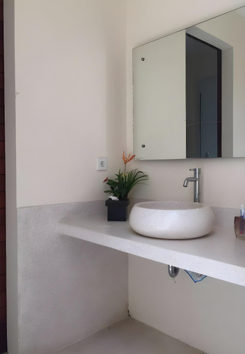 Bathroom 5, Nipah Pool Villas and Restaurant, Lombok