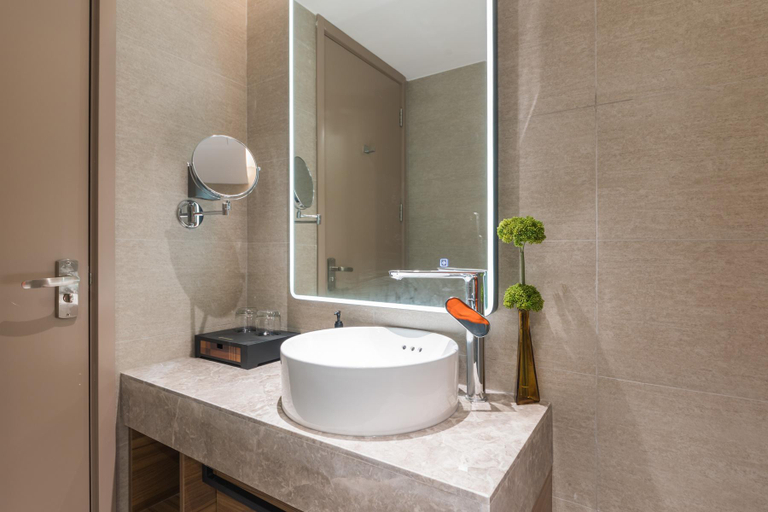 Bathroom 3, Home Inn Plus Nanchang High-tech Huoju Plaza, Nanchang