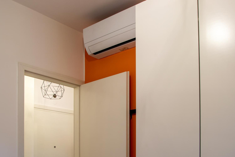 Others 3, Welc-oM Portello Bright Flat free parking, Padua