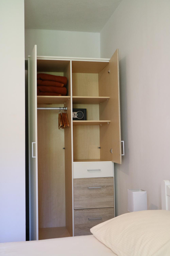Bedroom 2, Studio Apartments & Rooms Lela, Sipan Island, Dubrovačko Primorje