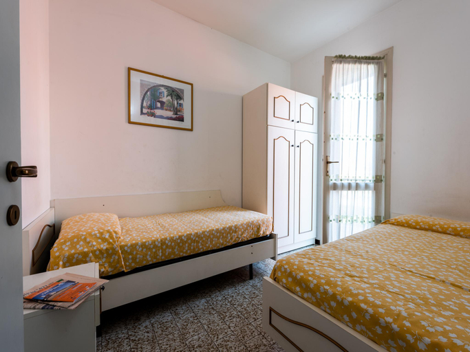 Bedroom 5, Charming townhouse with garden and pool, Venezia
