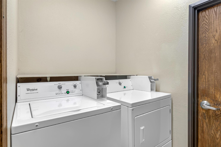 Bathroom 4, Best Western Teal Lake Inn, Audrain