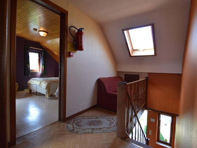 Bedroom 2, Ondenval Stay with Sauna, Liège