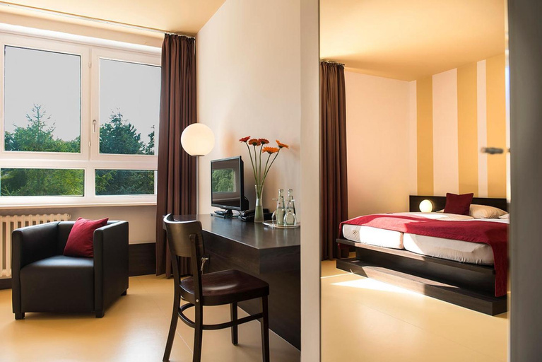Bedroom 2, Hotel Grenzfall, Berlin