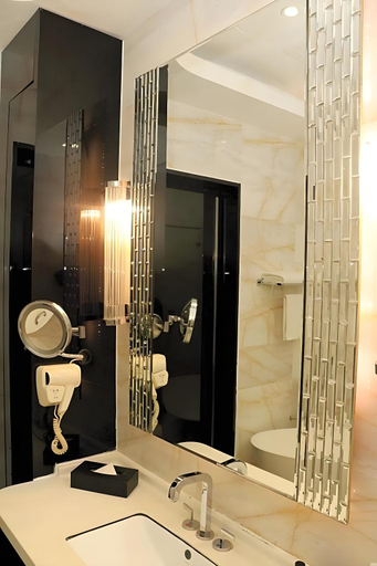 Bathroom 5, Pacific Regency Hotel Suites, Kuala Lumpur