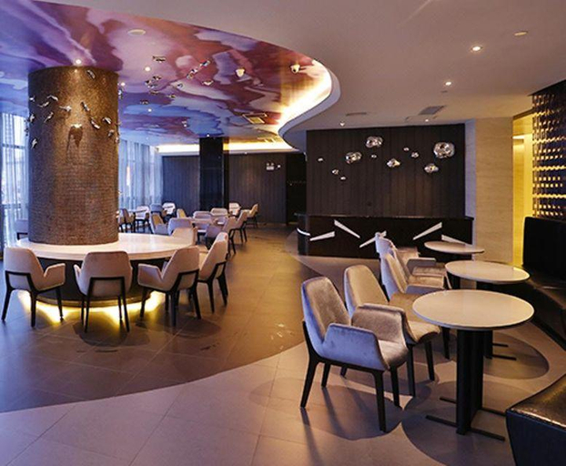 Food & Drinks, Orange Hotel Zhenjiang Railway Station Wanda Plaza, Zhenjiang