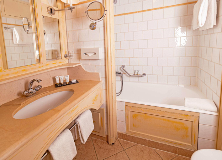 Bathroom 5, Domaine de Divonne, Ain