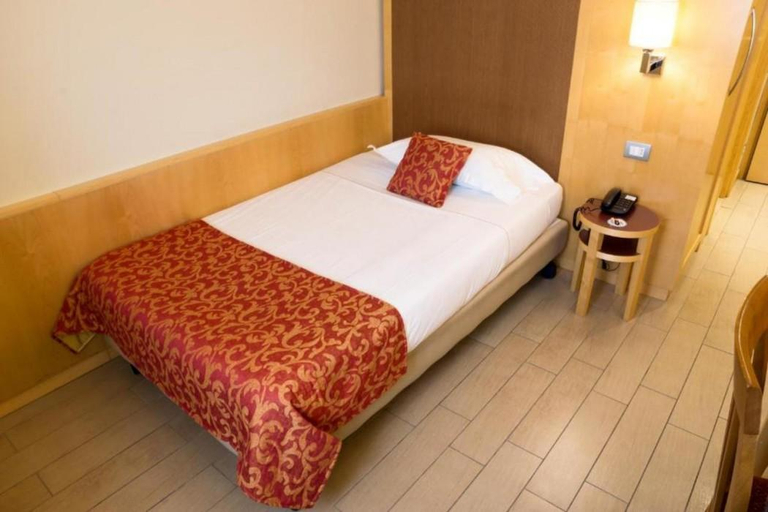 Others 3, Mokinba Hotels Cristallo, Milano