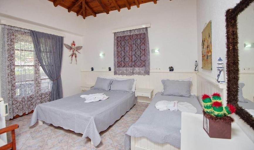 Bedroom 3, Sossinola, Thessaly