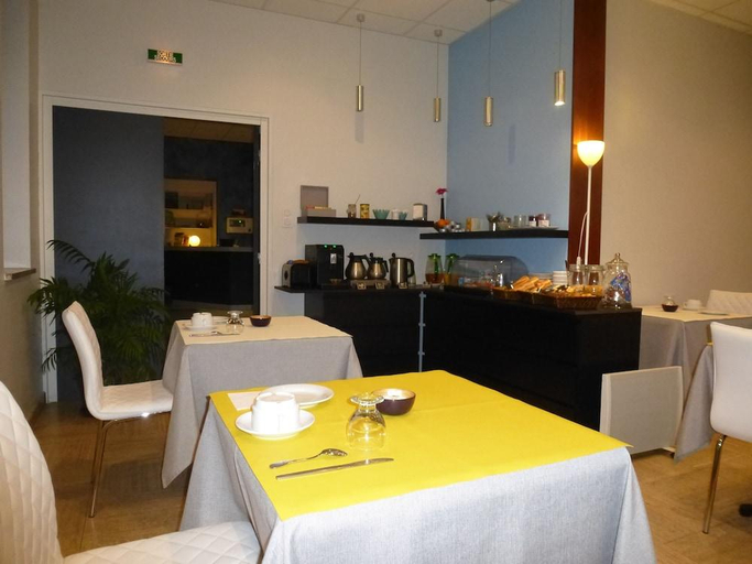 Food & Drinks 5, Hotel Le Comty, Loire