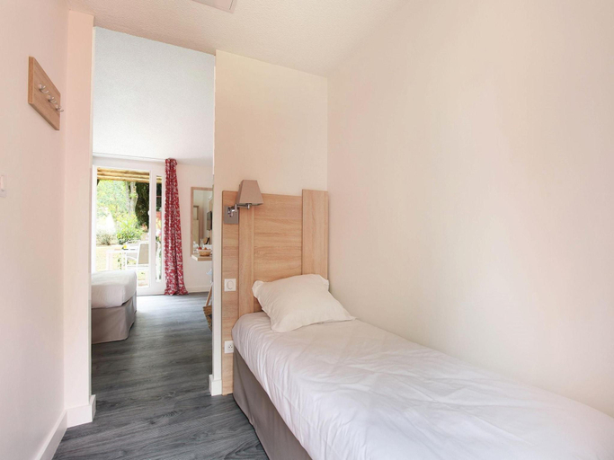 Bedroom 2, Resort in Arles near Camargue Flamingos, Bouches-du-Rhône