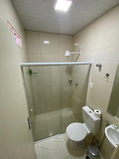Bathroom 4, Tamandaré Praia Hotel, Tamandaré