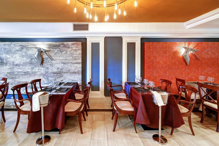 Food & Drinks 5, Apartments Hispanos Siete Suiza, Barcelona