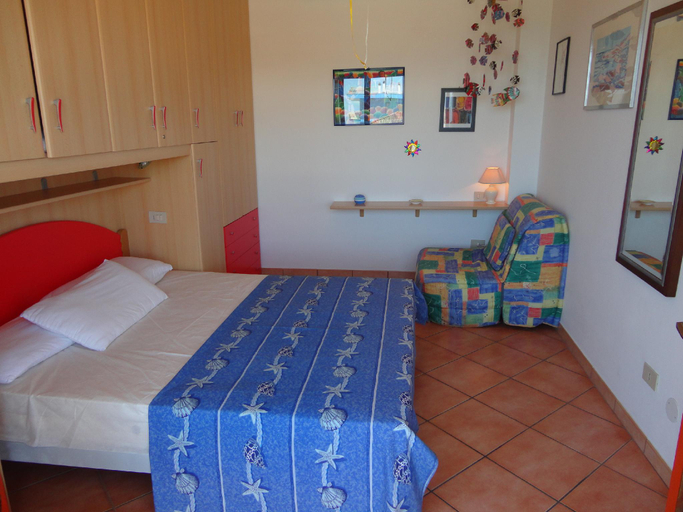 Bedroom 2, Apartment for 5 people With Pool And Sea View, Venezia