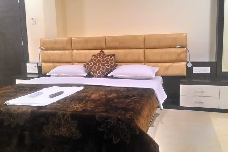 Bedroom 1, kanchan recreation, West Nimar