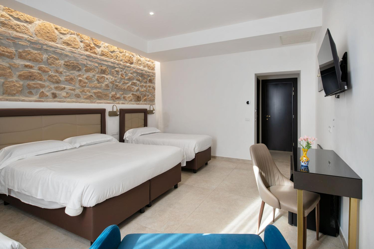 Others 2, Joyful 148 Luxury Guest House, Rome