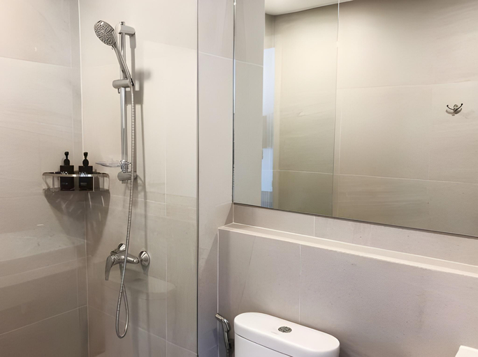 Bathroom 4, bliQ Hotel Chanthaburi, Muang Chanthaburi