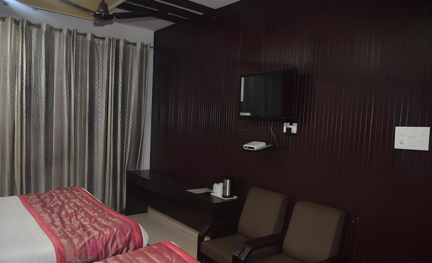 Bedroom 3, Hotel Trishul Haridwar, Hardwar