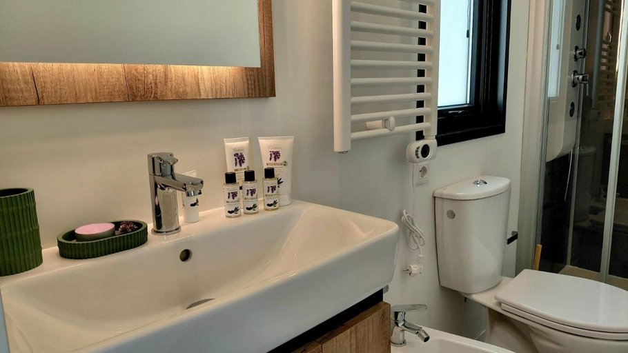 Bathroom 4, Glamping Tuscany - Podere Cortesi, Pisa