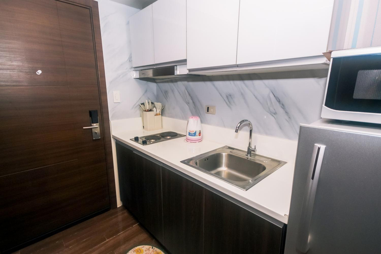 4, Penthouse Fantasy, Makati City
