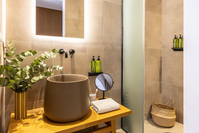 Bathroom 5, Albatros Spa & Resort Hotel, Crete