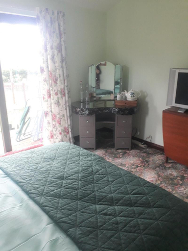 Bedroom 2, High Greenside, Cumbria
