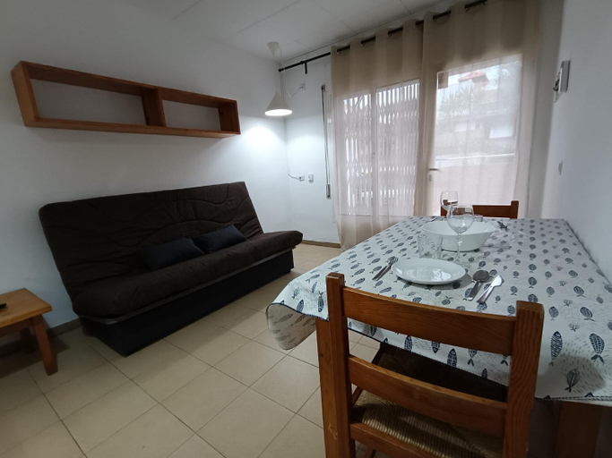 Bedroom 3, APCOSTAS Els Pins Lotus, Girona
