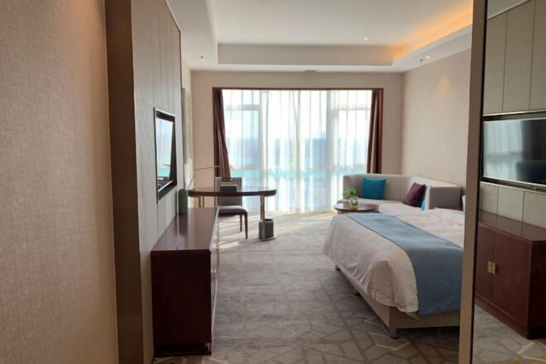 Bedroom 2, Feng Du Hotel, Dezhou