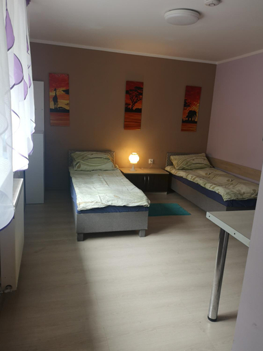 Bedroom 3, NOCLEGI u ALI, Wałbrzych