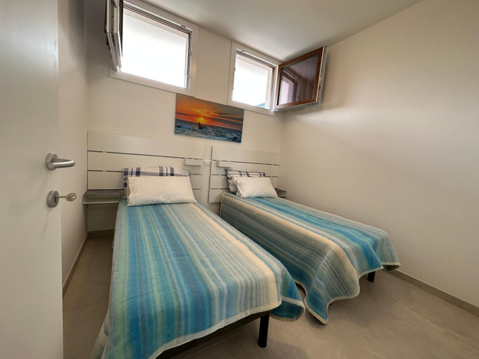 Bedroom 5, Bright apartment in Bibione close to the sea, Venezia