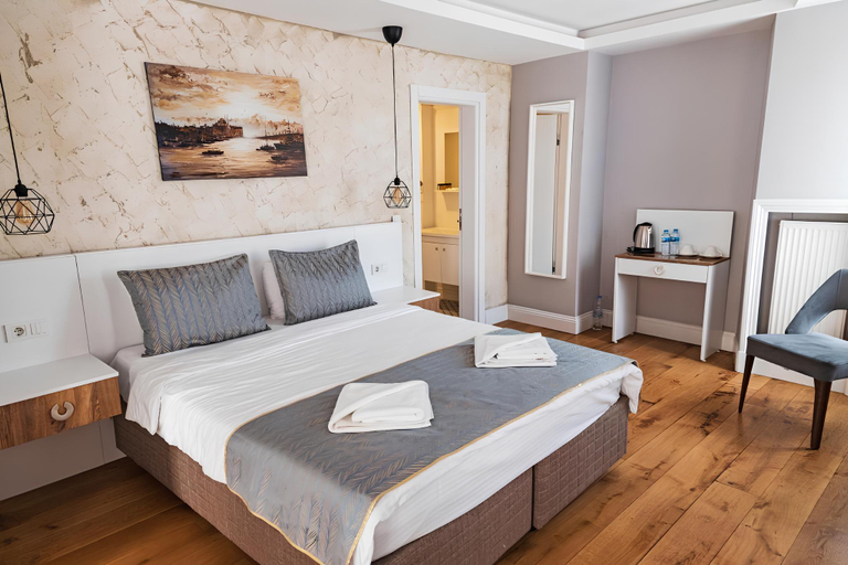 Bedroom 2, Galata Door Hotel, Beyoğlu