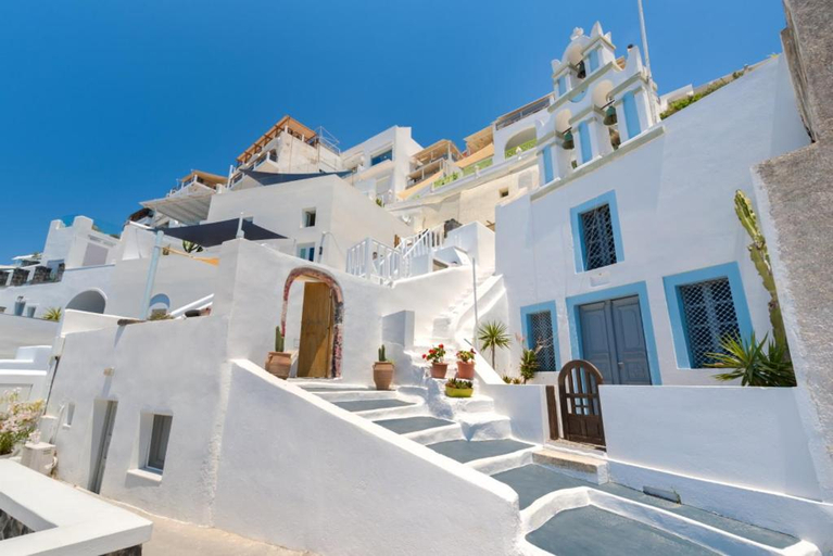 Others 4, Fira White Residence, South Aegean