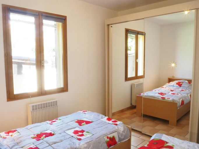 Bedroom 3, House in Vaison-la-Romaine with Pool, Vaucluse